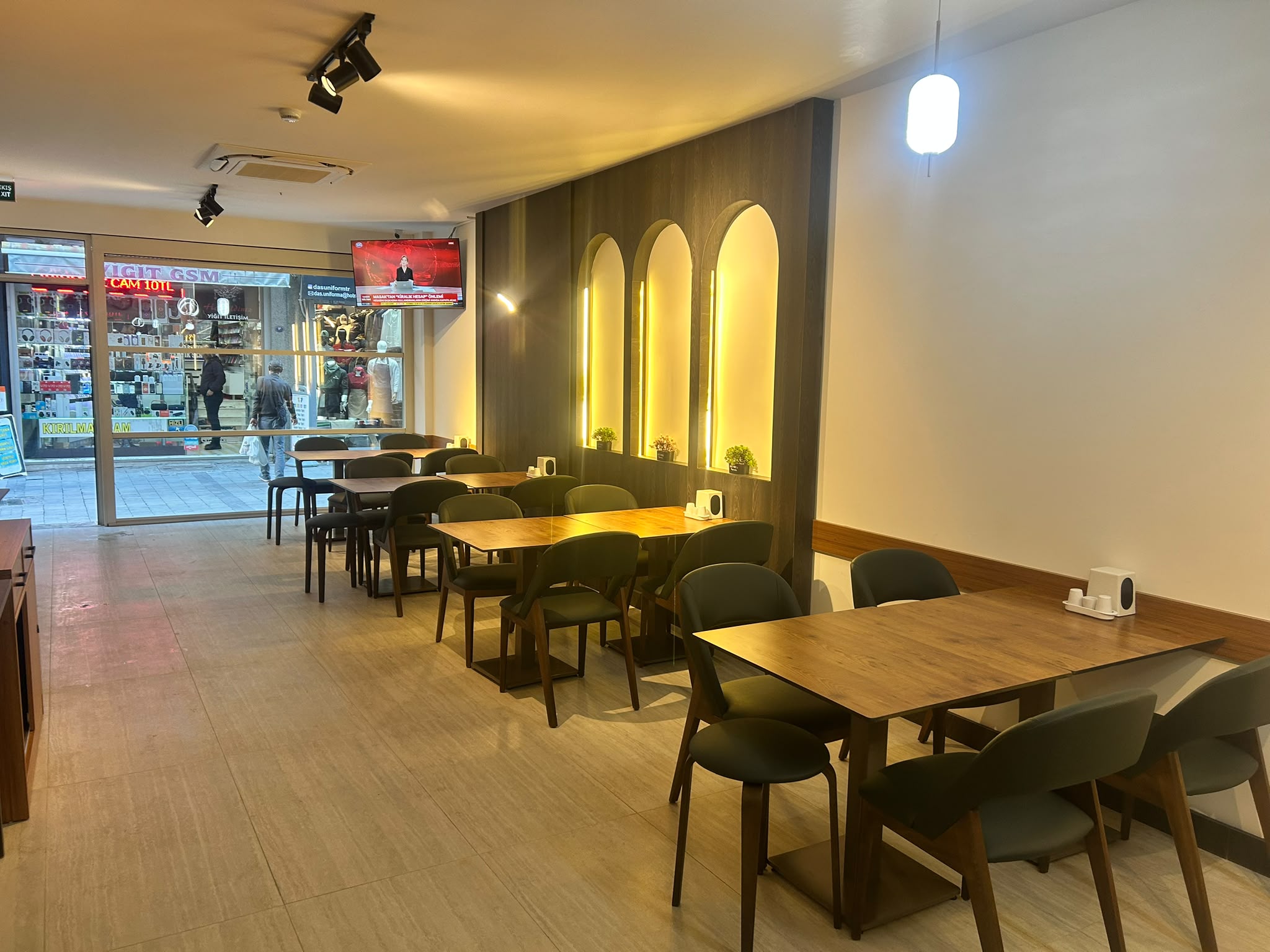 İzmir Tarihi Kemeraltı Otel Kemerli Dinlenme ve Kahvaltı Salonu